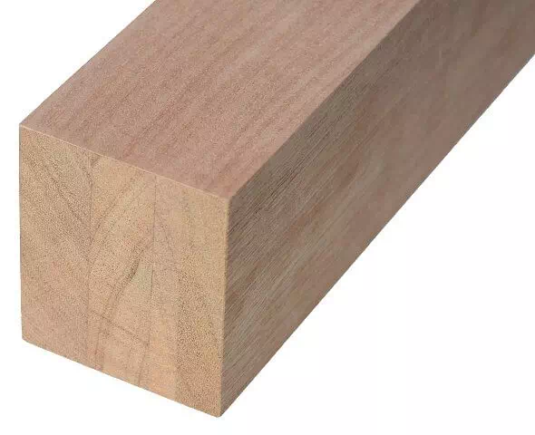 Drewno mahoń-meranti.